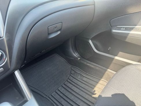 Used 2011 Subaru Forester 2.5X Premium w/ All-Weather Pkg image 23