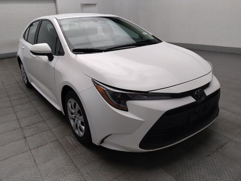 Used 2024 Toyota Corolla LE FWD image 13
