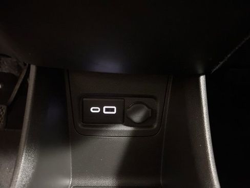 Used 2020 Chevrolet Spark LS image 27