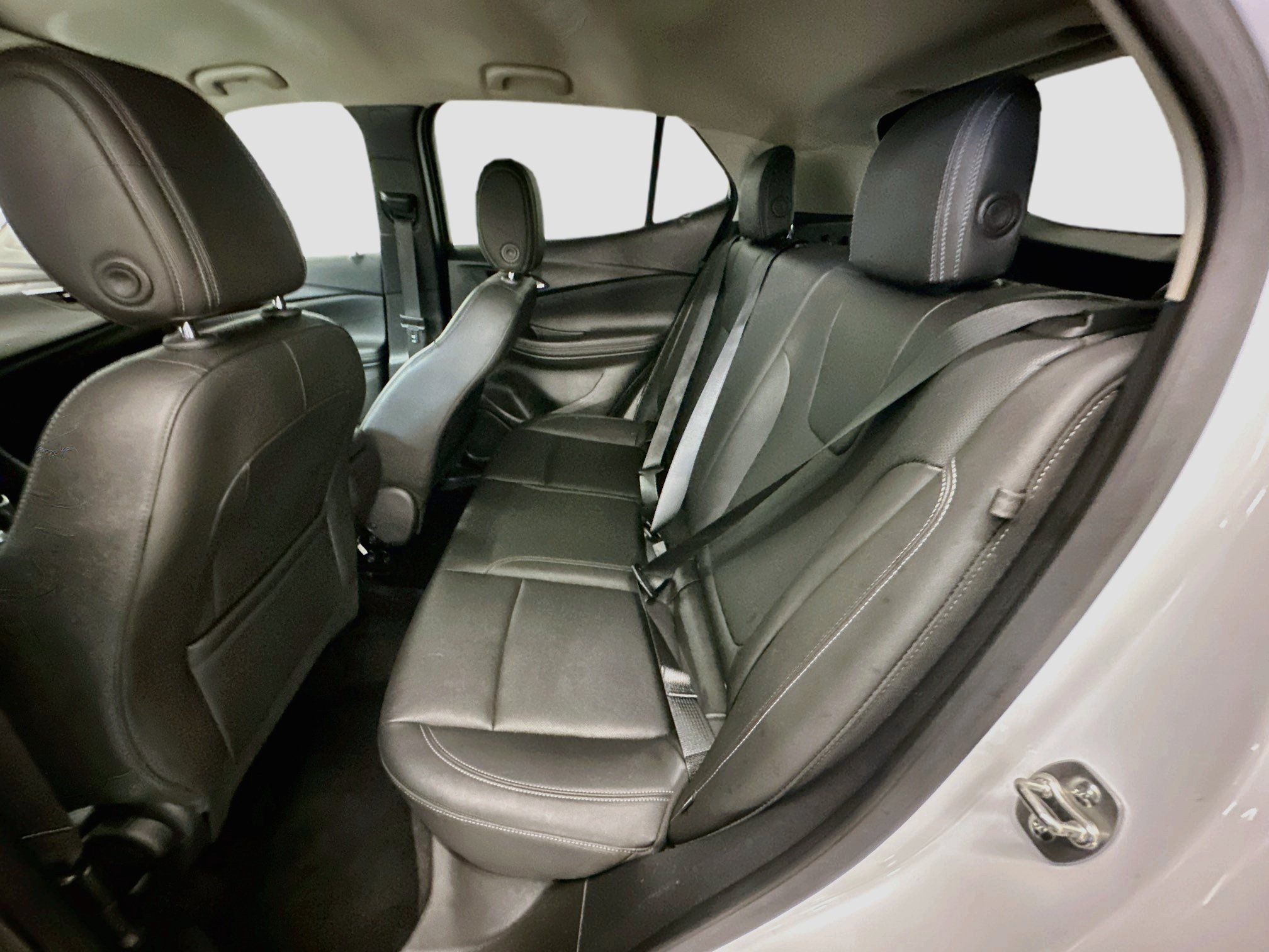 Used 2024 Buick Encore GX Sport Touring AWD/4WD image 28