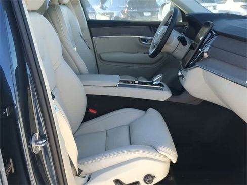New 2026 Volvo XC90 B6 Ultra w/ Protection Package Premier image 22