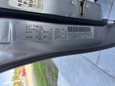 Used 2019 Jeep Cherokee Limited AWD/4WD image 33
