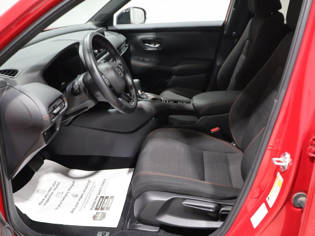 Used 2025 Honda HR-V Sport image 10