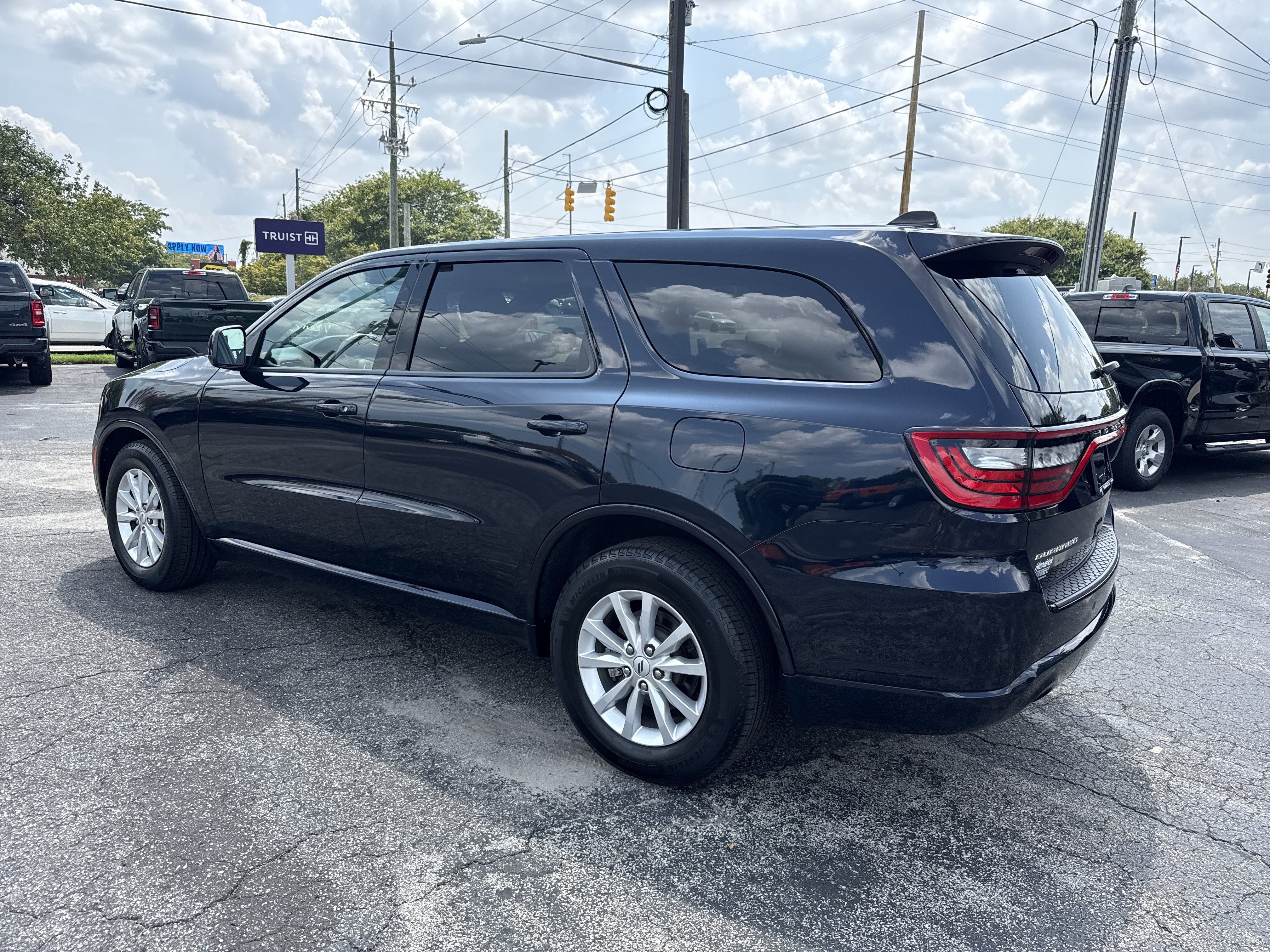 Used 2025 Dodge Durango GT RWD image 7