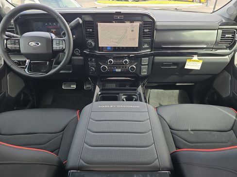 New 2026 Ford F250 Lariat w/ Black Appearance Package AWD/4WD image 8