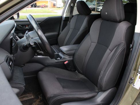 Used 2021 Subaru Outback Premium AWD/4WD image 16