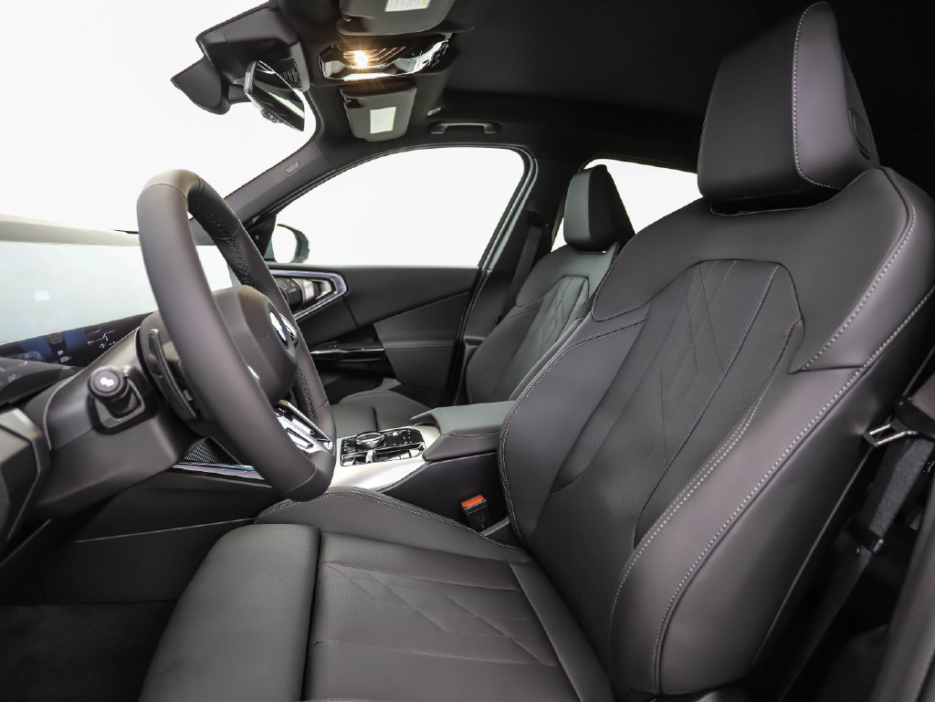 Used 2026 BMW X3 xDrive30i w/ Premium Package AWD/4WD image 11