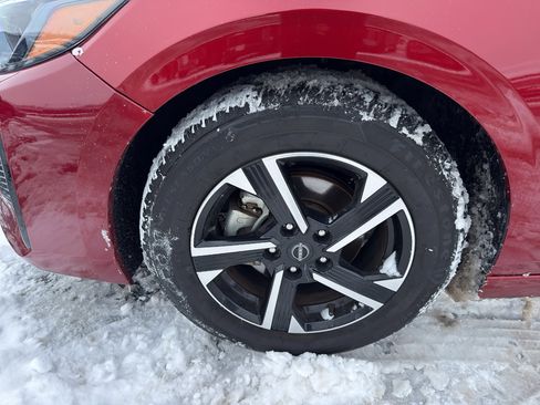 Certified 2024 Nissan Sentra SV image 9