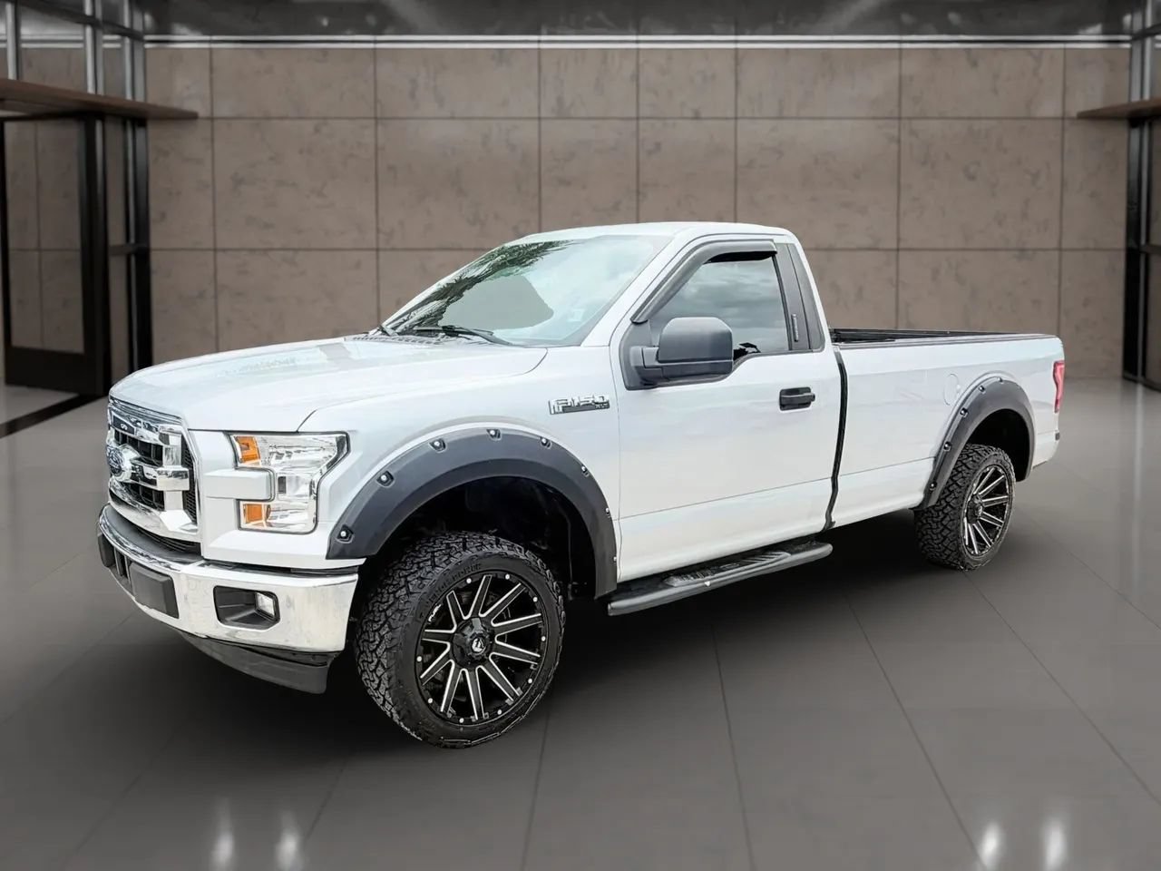 Used 2017 Ford F150 XLT RWD image 7