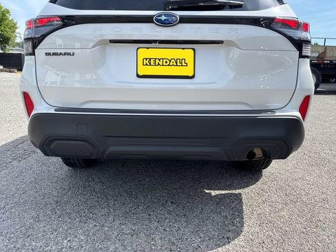 Certified 2025 Subaru Forester Premium AWD/4WD image 30