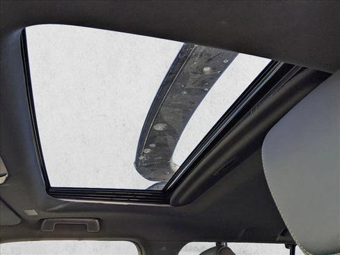 Used 2024 Lexus GX 550 image 15