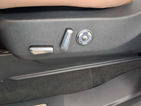 New 2026 Lincoln Navigator L Black Label AWD/4WD image 33