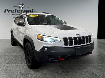 Used 2019 Jeep Cherokee Trailhawk w/ Cold Weather Group