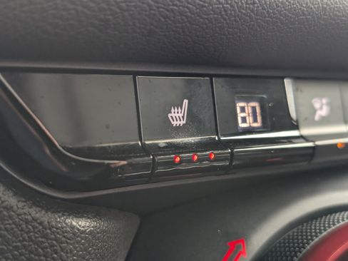 Certified 2022 Chevrolet Blazer RS image 4