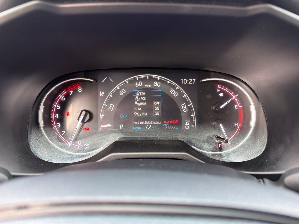 Used 2024 Toyota RAV4 LE AWD/4WD image 9