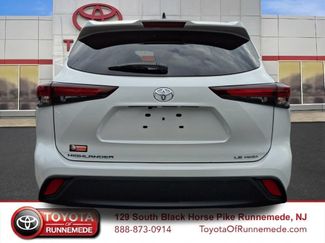 Certified 2025 Toyota Highlander LE AWD/4WD video 5