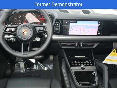 New 2026 Porsche Cayenne GTS AWD/4WD image 6