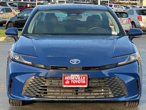 Certified 2025 Toyota Camry LE image 10