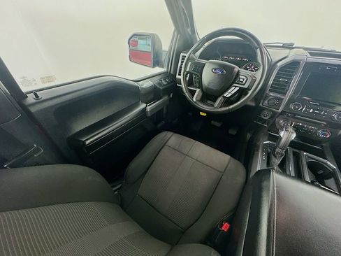 Used 2017 Ford F150 XLT w/ Equipment Group 302A Luxury image 9