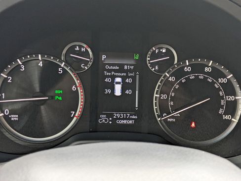 Used 2022 Lexus GX 460 Luxury w/ Sport Design Package image 24