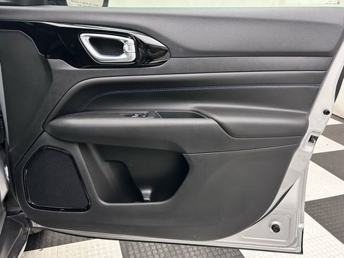 New 2026 Jeep Compass Latitude AWD/4WD image 16