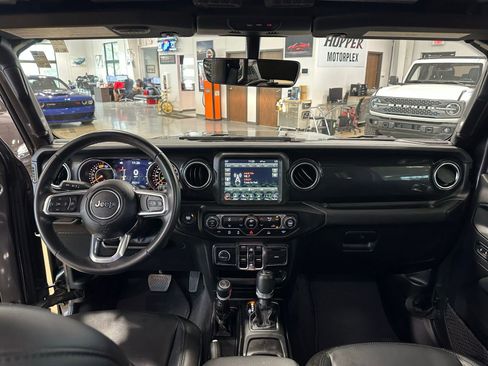 Used 2021 Jeep Wrangler Unlimited Sahara image 14