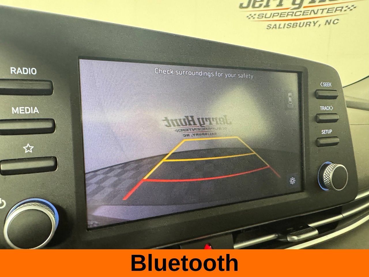 Used 2023 Hyundai Elantra SEL w/ Winter Weather Package FWD image 3