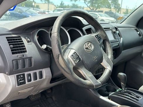 Used 2013 Toyota Tacoma PreRunner w/ Convenience Pkg RWD image 15