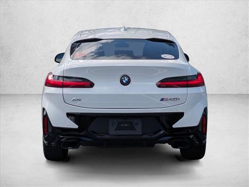 Used 2024 BMW X4 M40i AWD/4WD image 7