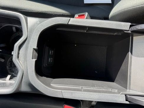 Used 2025 Toyota RAV4 LE image 20