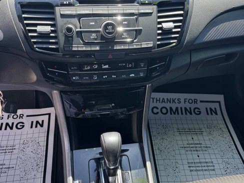 Used 2016 Honda Accord Sport image 14