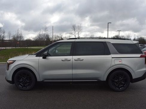 New 2026 Kia Carnival SX Prestige FWD image 7