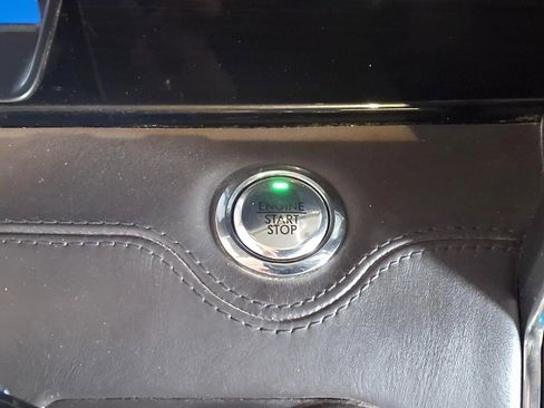 Used 2020 Lincoln Navigator Black Label w/ Cargo Convenience Package image 30