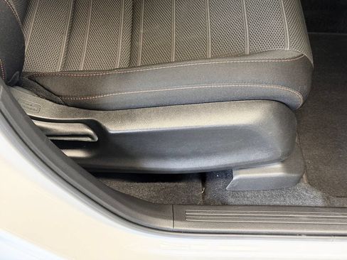 Used 2025 Honda CR-V Sport image 29