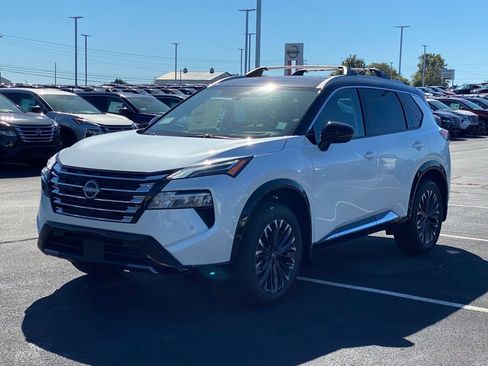 New 2026 Nissan Rogue Platinum w/ Platinum Premium Package image 8