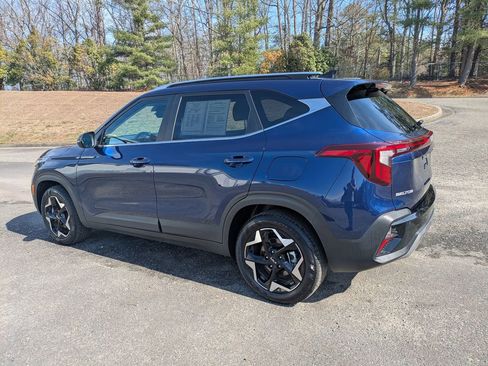 Used 2025 Kia Seltos EX image 6