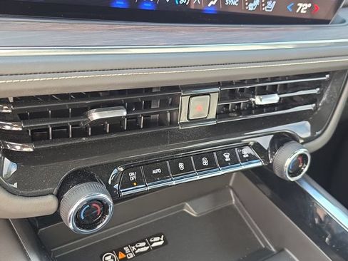 Used 2025 Chevrolet Tahoe Premier RWD image 26