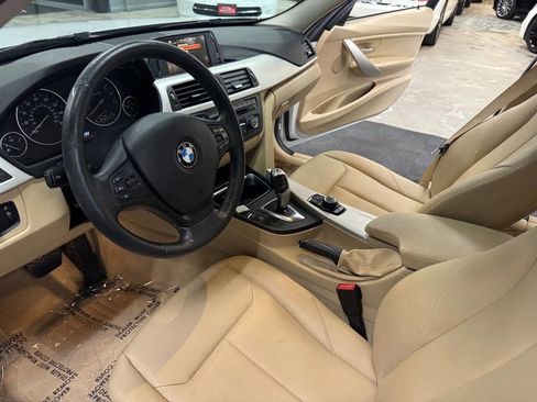 Used 2015 BMW 320i xDrive Sedan AWD/4WD image 32