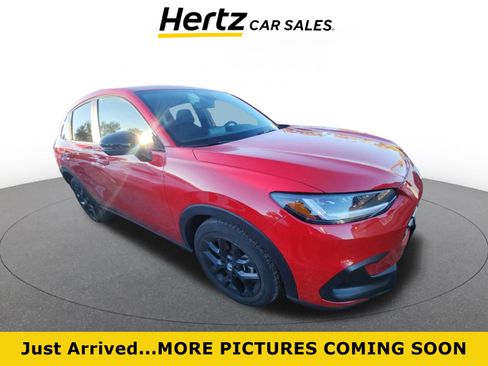 Used 2025 Honda HR-V Sport image 1