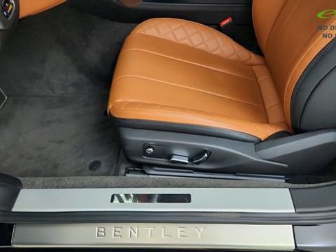 Used 2022 Bentley Continental GT AWD/4WD image 36