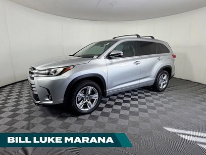 Used 2017 Toyota Highlander Limited w/ Carpet Mat Package