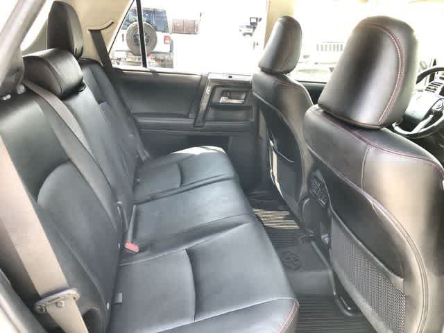 Used 2020 Toyota 4Runner TRD Off-Road Premium w/ Moonroof Package AWD/4WD image 18