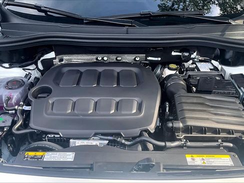 New 2026 Volkswagen Tiguan S FWD image 16