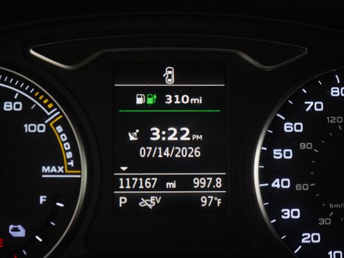 Used 2016 Audi A3 e-tron Premium w/ Audi MMI Navigation Plus FWD image 27