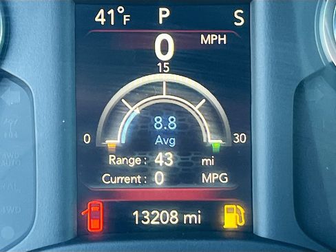 Used 2022 RAM 1500 Big Horn RWD image 12