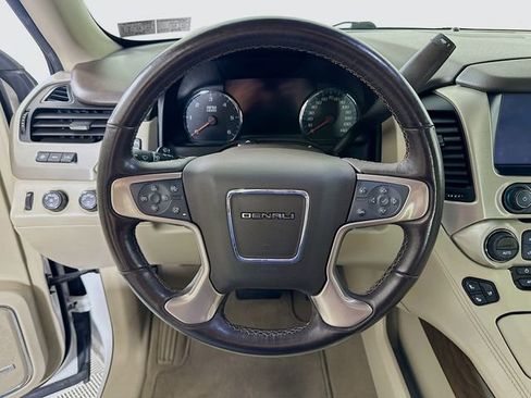Used 2019 GMC Yukon Denali AWD/4WD image 12