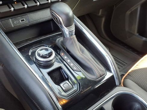 Used 2023 GMC Canyon AT4 w/ Technology Package AWD/4WD image 27
