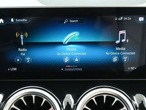 Used 2020 Mercedes-Benz GLB 250 GLB 250 w/ Premium Package image 23