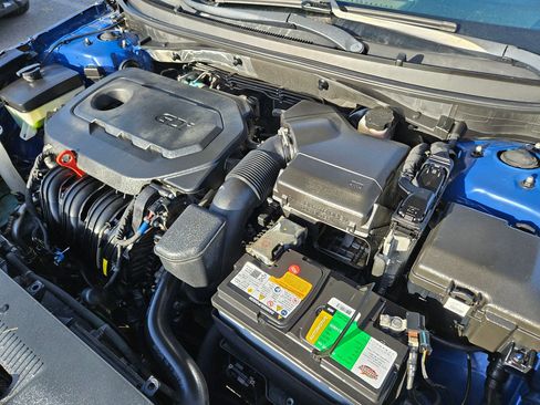 Used 2017 Hyundai Sonata SE image 30