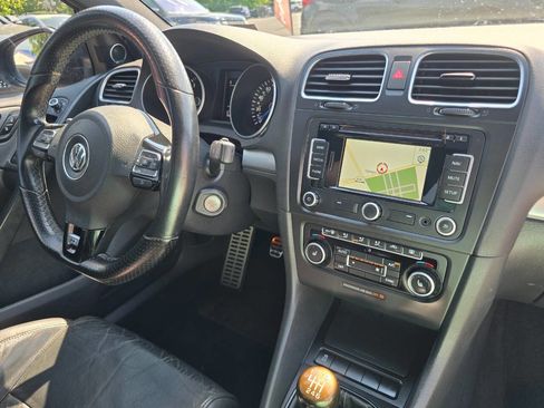 Used 2013 Volkswagen Golf R 4-Door AWD/4WD image 32
